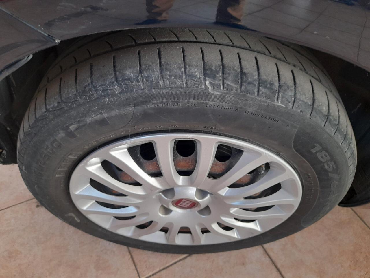 Fiat Punto 1.3 MJT II S&S 95 CV 5 porte Street