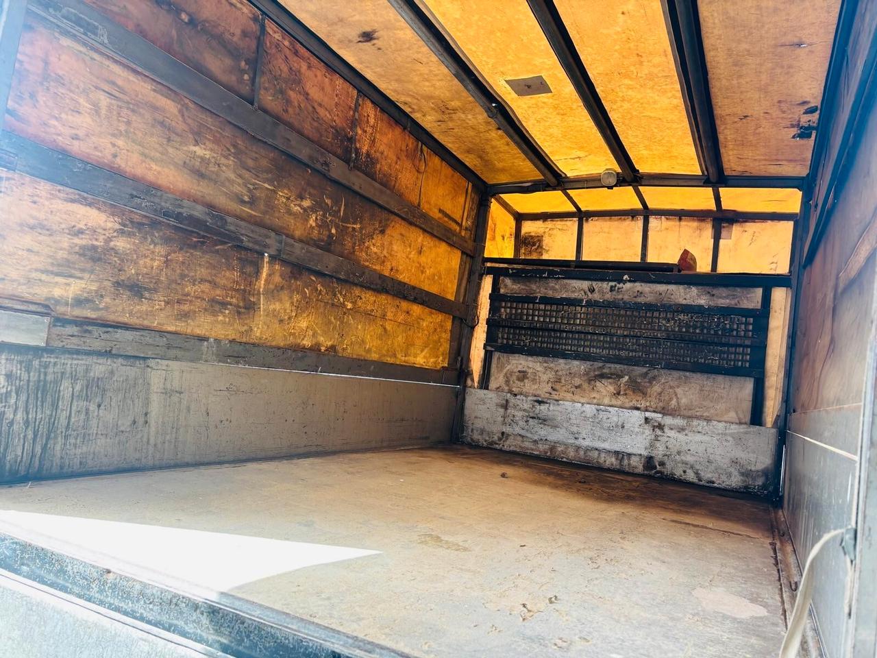 IVECO DAILY (CABINATO)