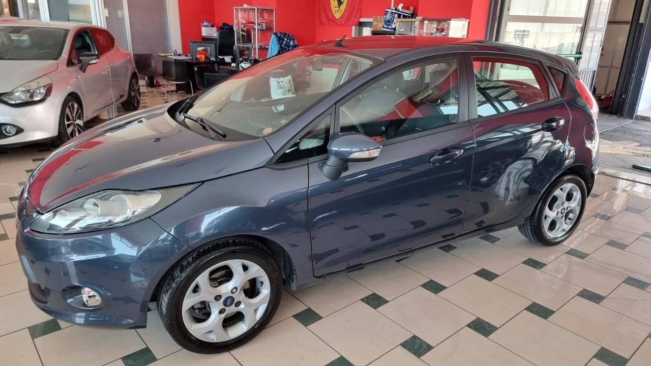 Ford Fiesta 1.4 TDCi 5p. Titanium