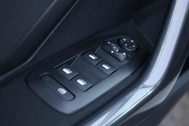 PEUGEOT 2008 BlueHDi 75 Active