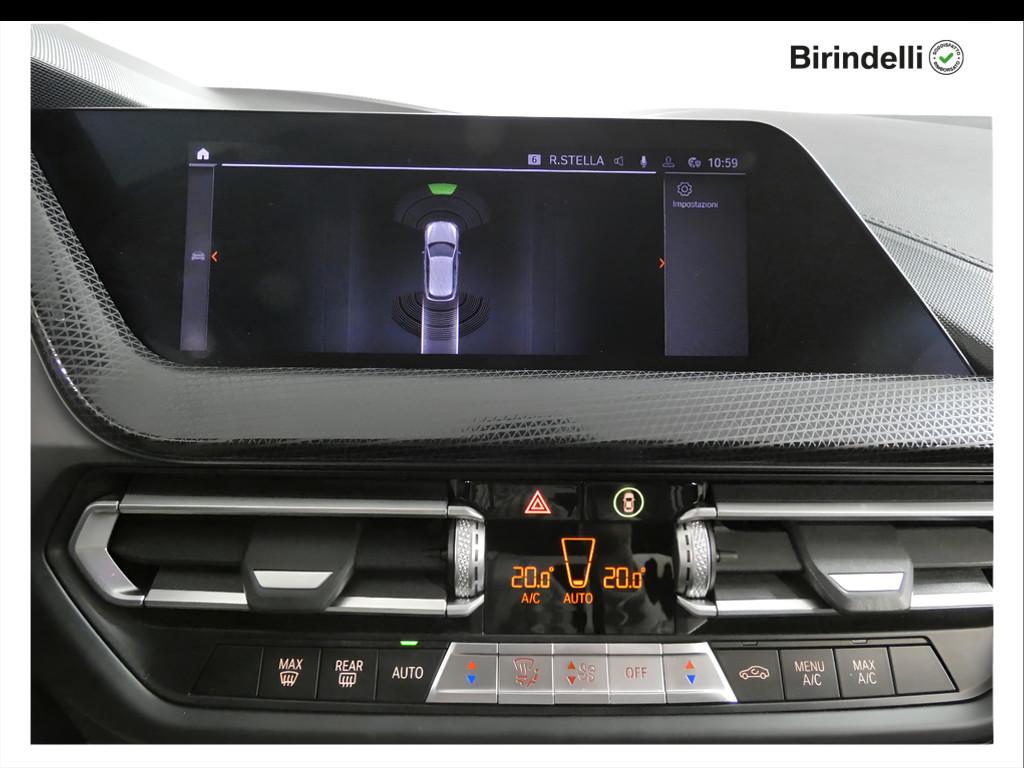 BMW Serie 1 (F40) - 116d 5p. Sport