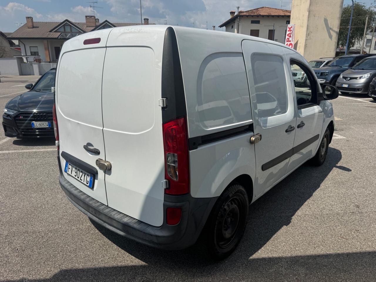 RENAULT Kangoo 1.5 dCi 90CV NETTO