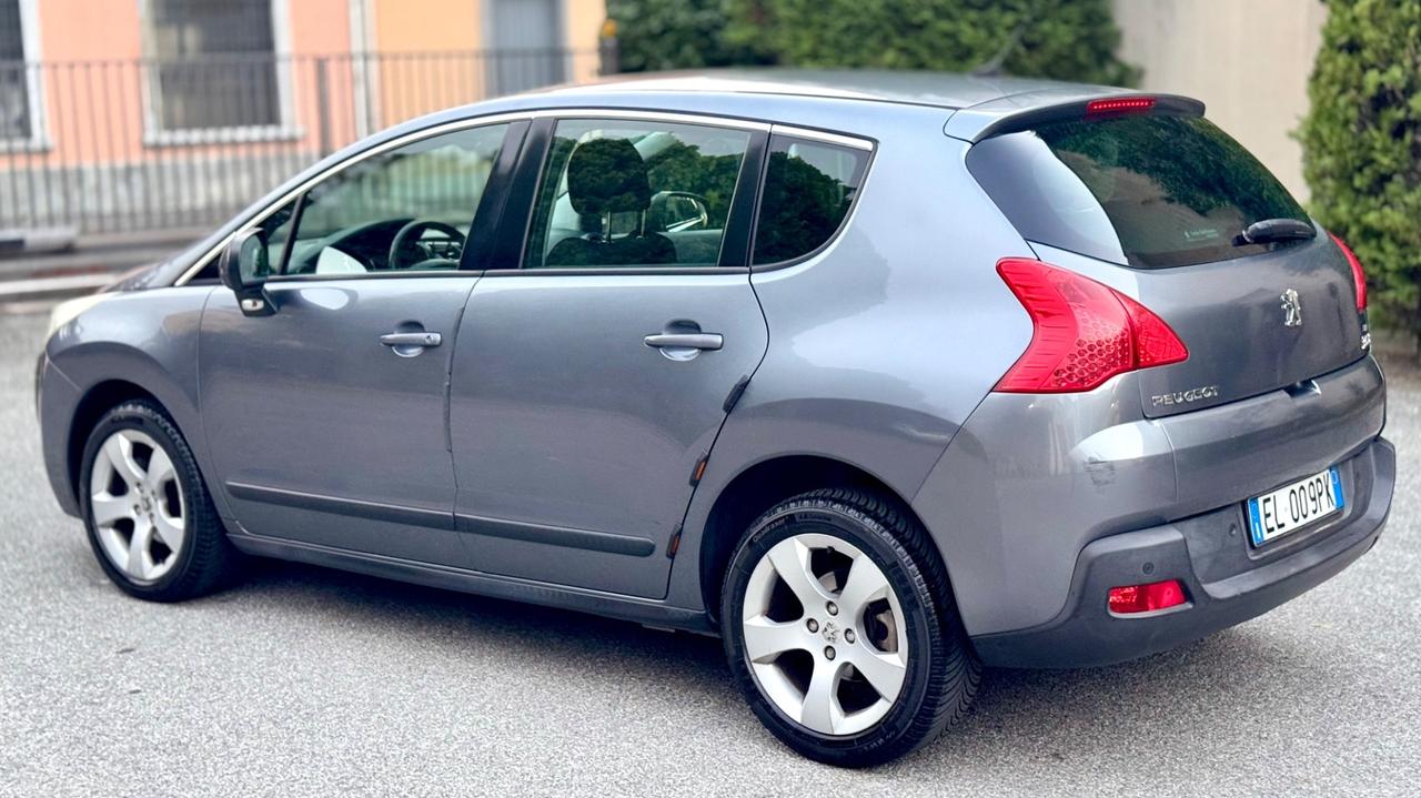Peugeot 3008 1.6 e-HDi 112CV cambio robotizzato Stop&Start Allure
