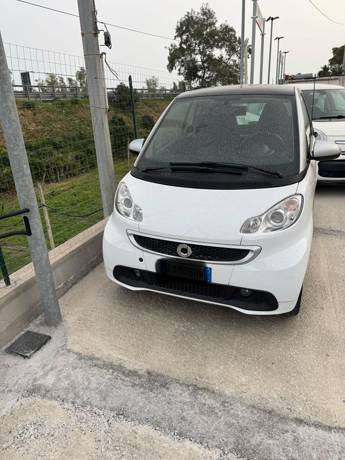 Smart ForTwo 1000 62 kW 31.000 KM