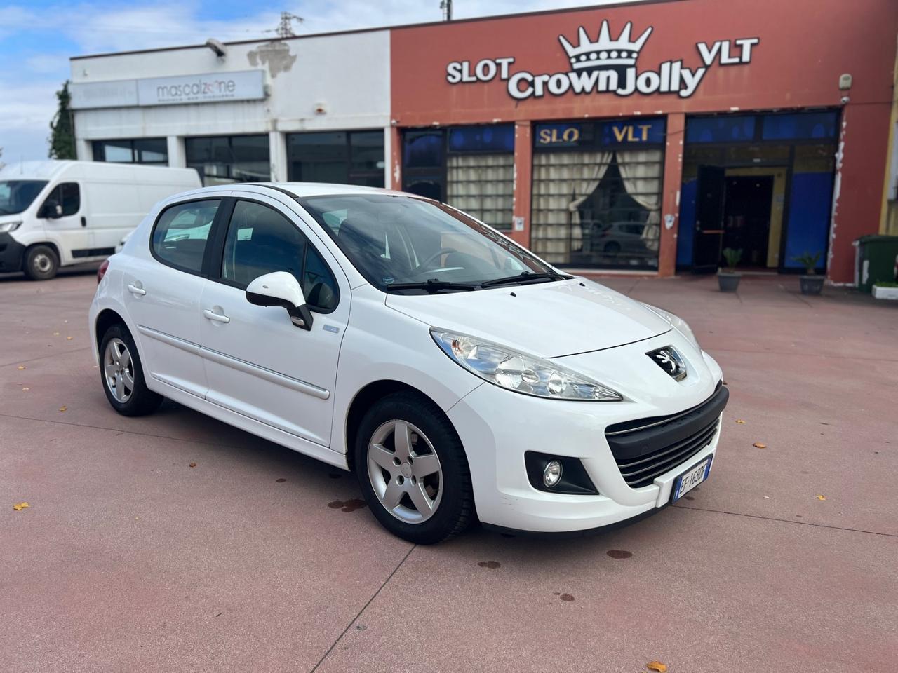 Peugeot 207 1.4 HDi 70CV 5p. Allure