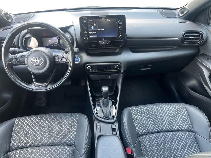 Toyota Yaris Yaris 1.5h Lounge