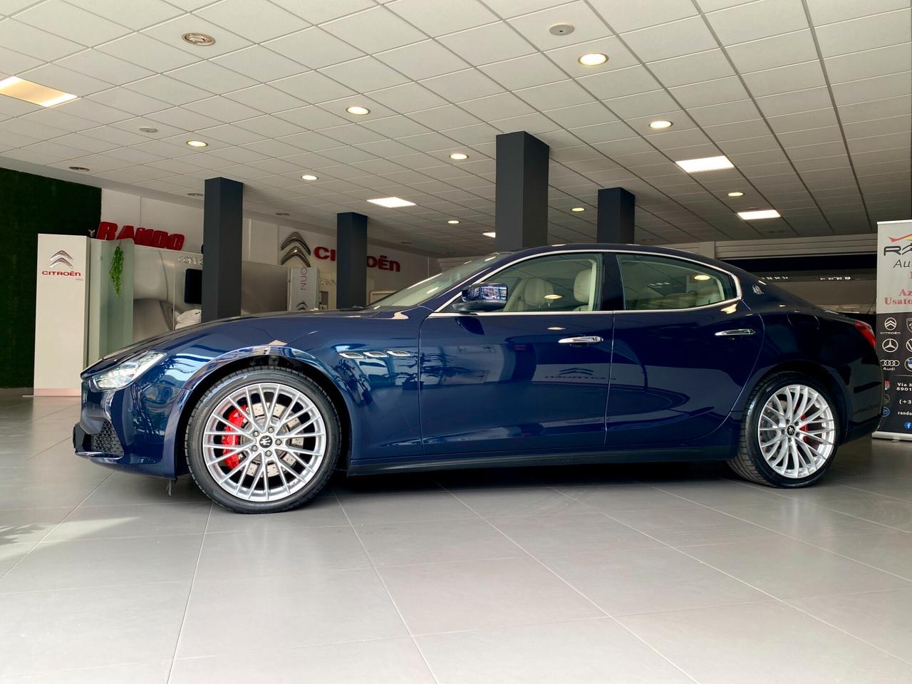 Maserati Ghibli 3.0 V6 Diesel 250 CV