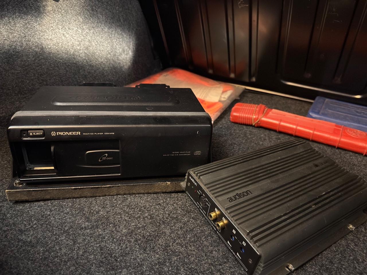 Volkswagen Golf 1.6 cat 5 porte GT Special GT