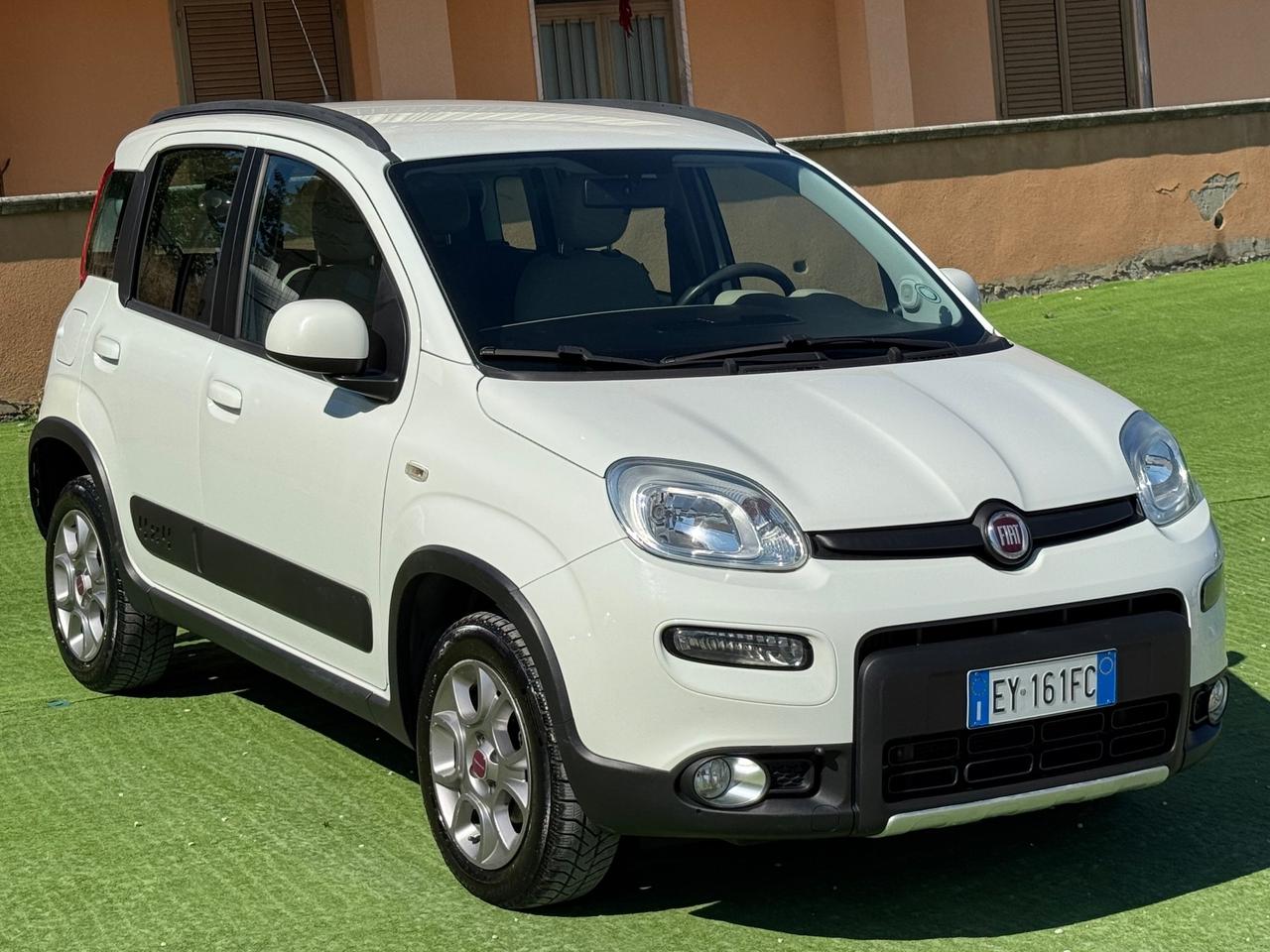 Fiat Panda 1.3 MJT S&S 4x4 Blue&me