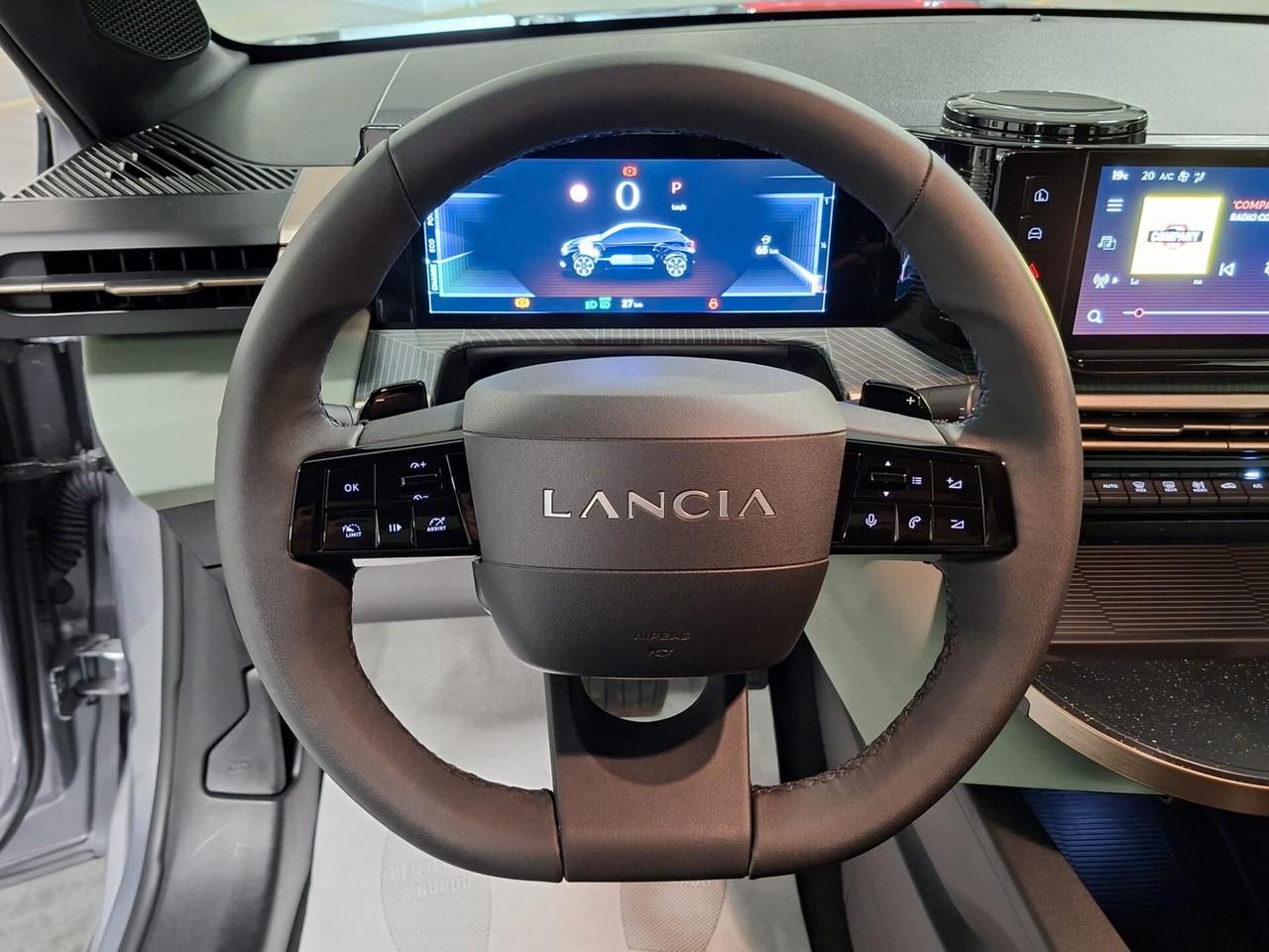 Lancia Ypsilon 1.2 Turbo mhev Hybrid e-DCT Km.0