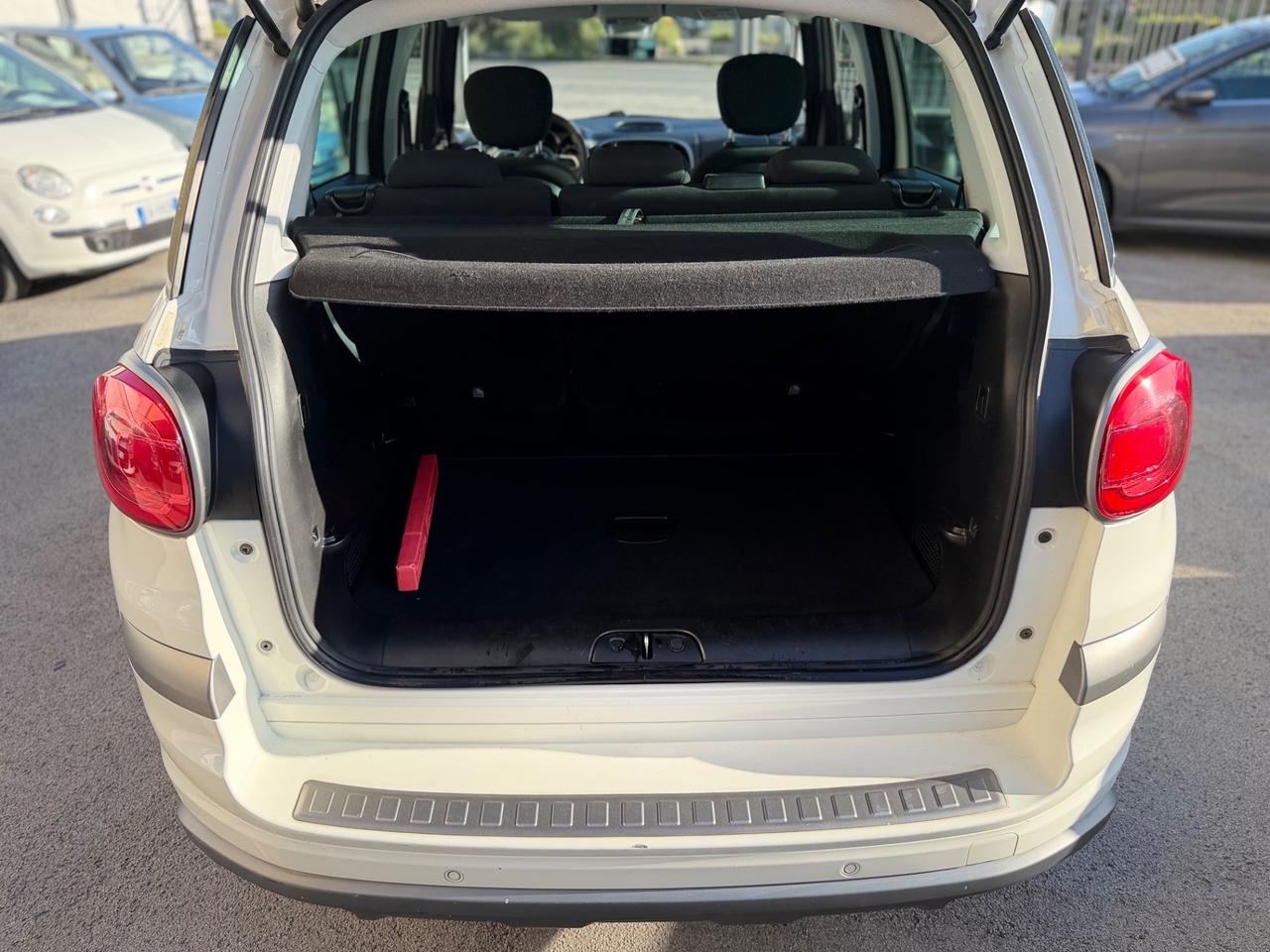 Fiat 500L 1.3 Multijet 95 CV Dualogic Cross AUTOMATICA PARI AL NUOVO