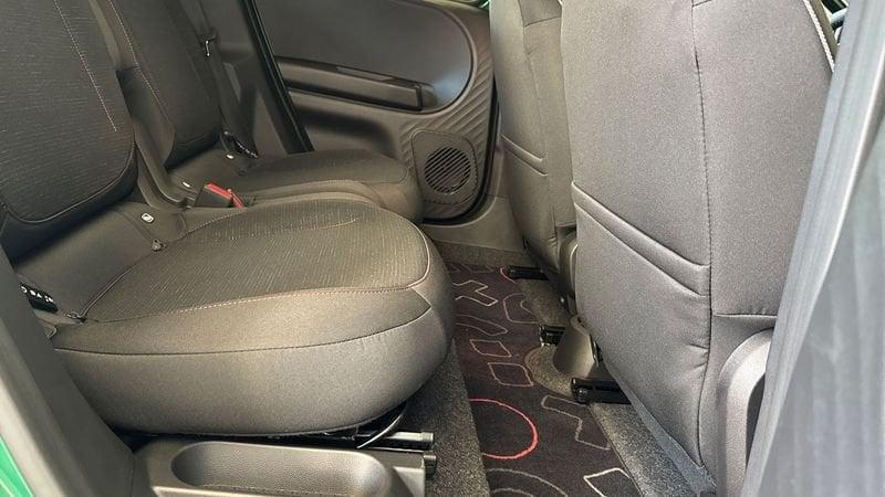 Renault Twingo Renault E-Tech electric techno 80 cv urban range
