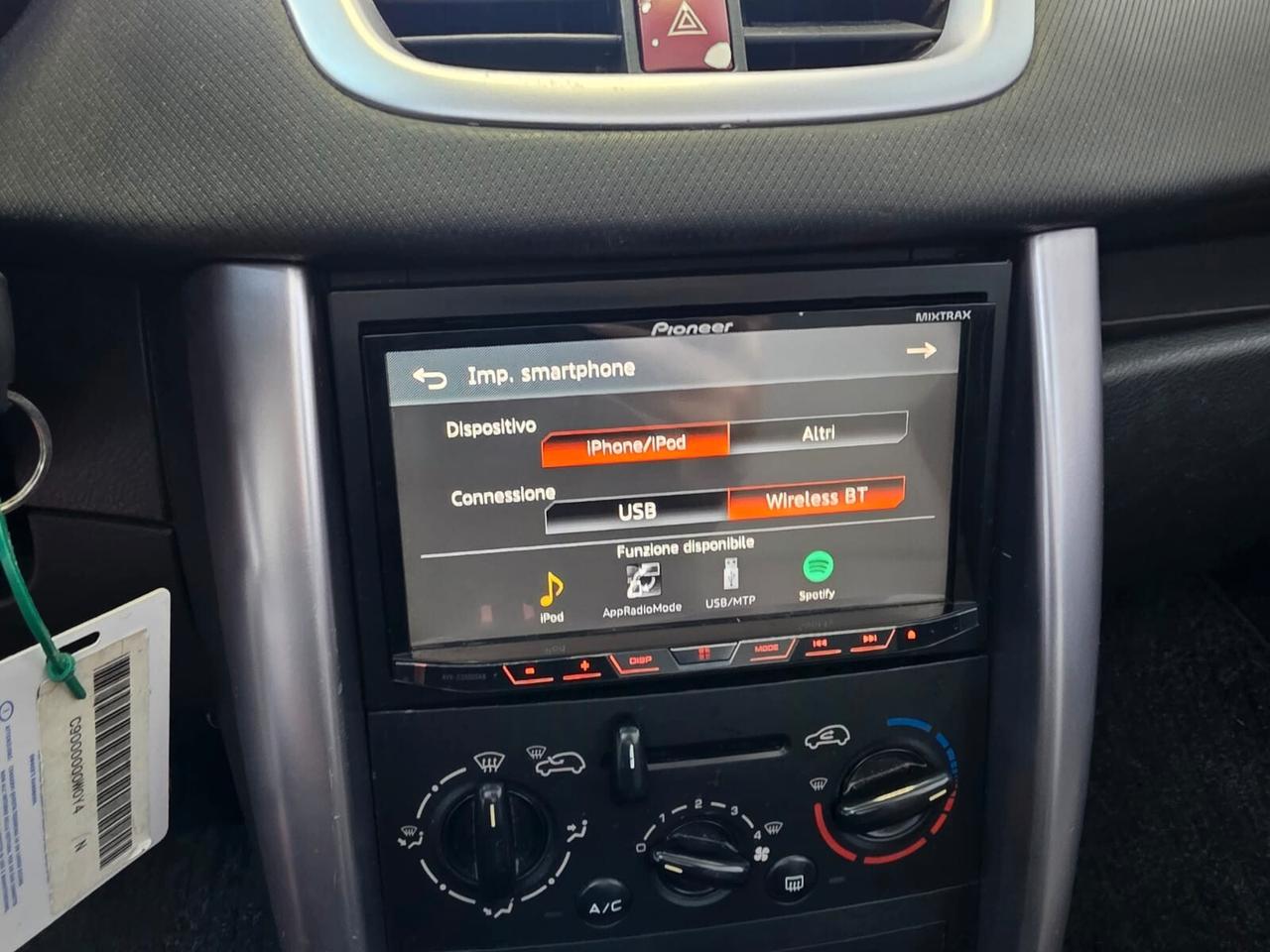 Peugeot 207 CC 1.6 VTI 120CV ROLAND GARROS NEOPAT