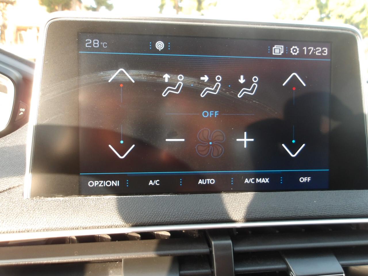 PEUGEOT 3008 1.6 TDI-GT LINE-AUTO