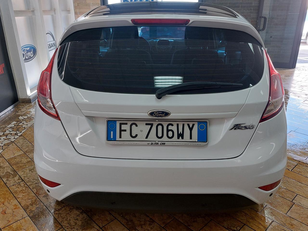 Ford Fiesta 1.5 TDCi 75CV 3 porte Black & White Edition