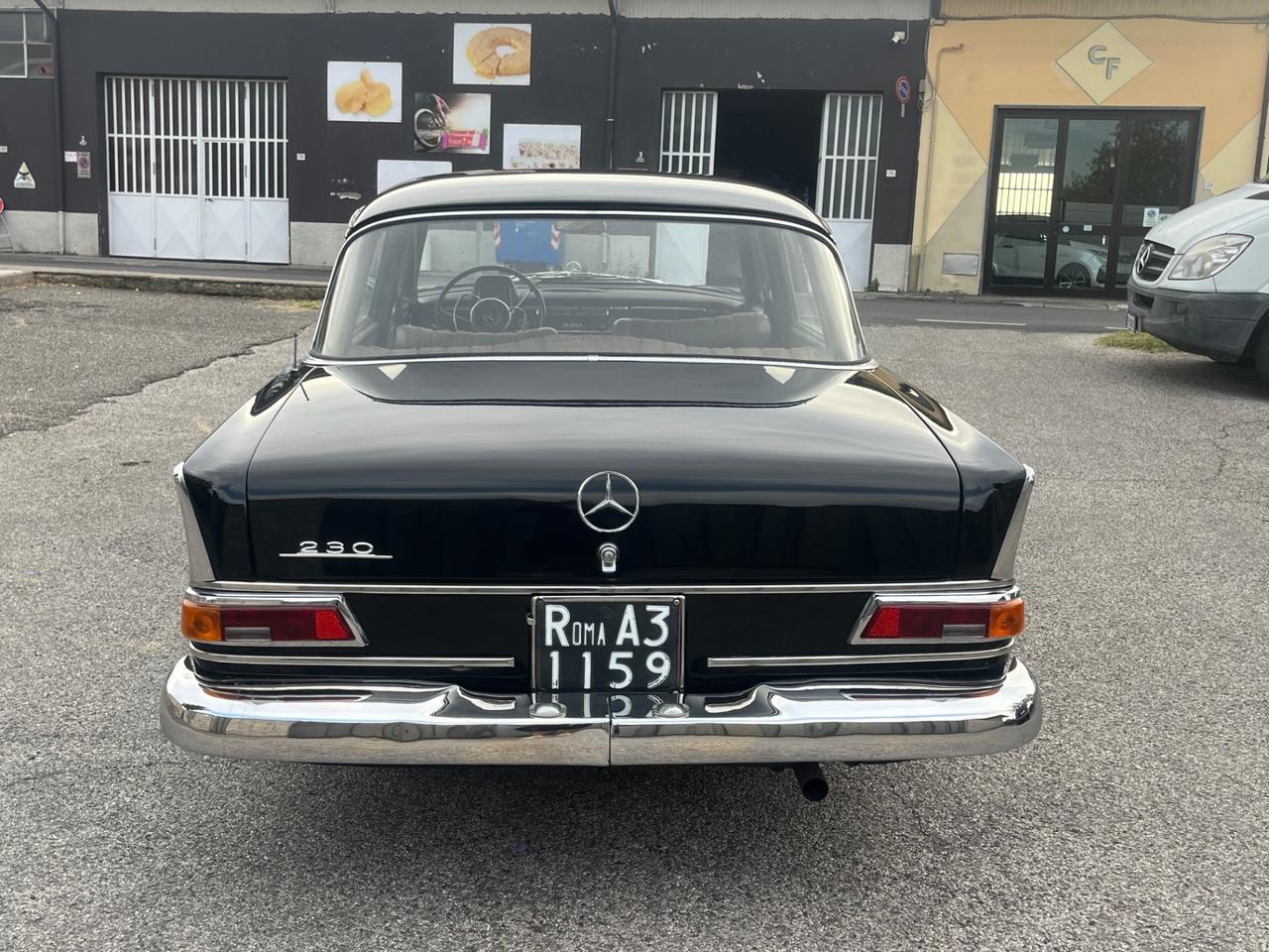 Mercedes benz 230 W110 Codine 6 cilindri