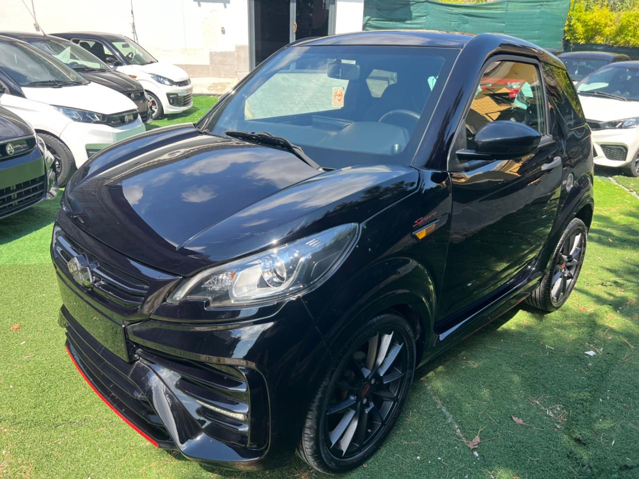 Ligier js 50 ultimate sport black dci clima servosterzo 2024 14000 km