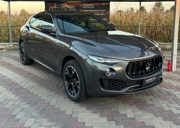 Maserati Levante motore nuovo