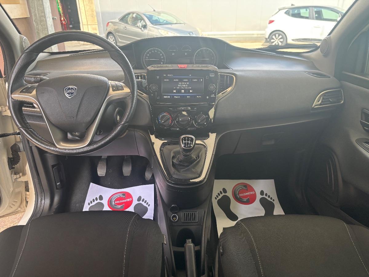 LANCIA - Ypsilon - 1.0 FireFly 5p.S&S Hybryd Gold