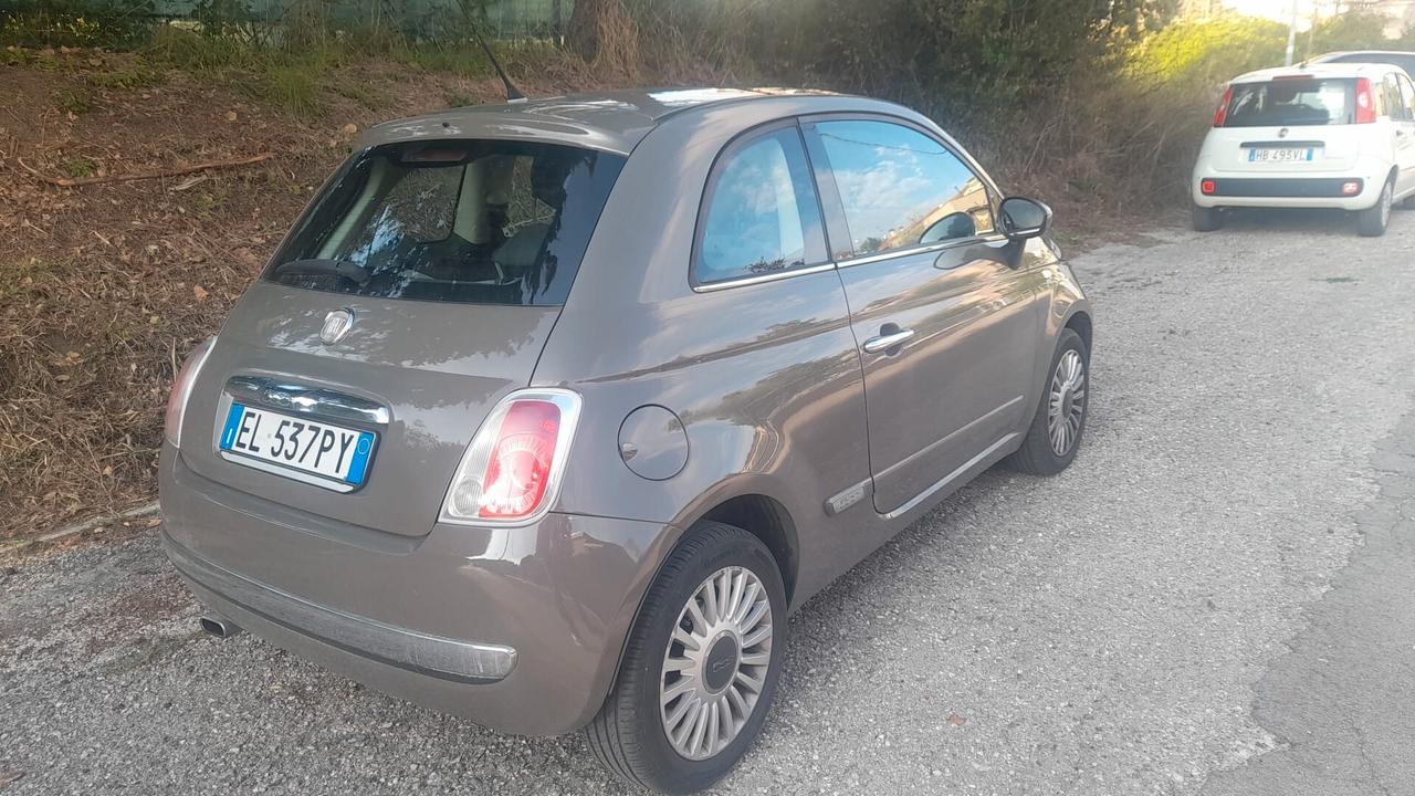 Fiat 500 LOUNGE