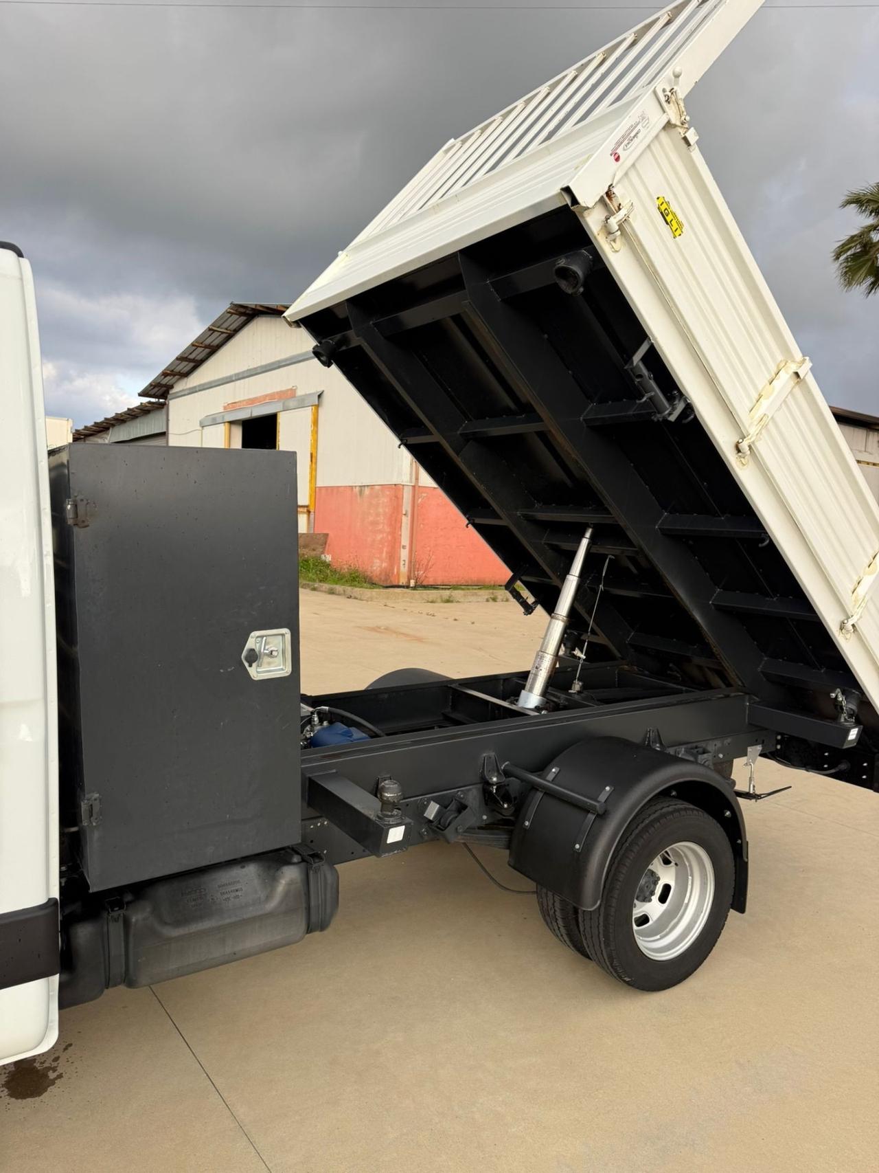 Iveco Daily 35C18 Ribaltabile