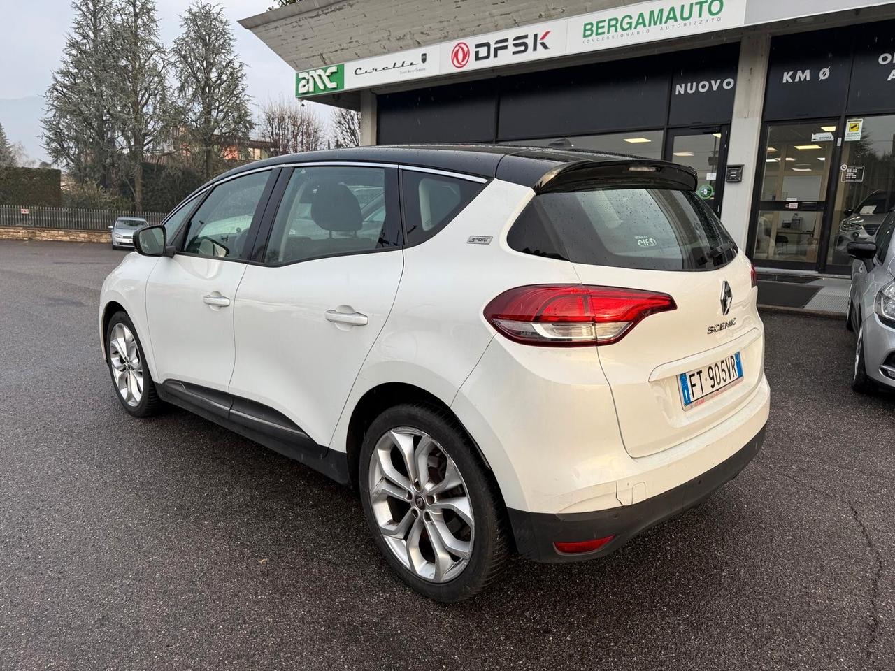Renault Scenic Scénic dCi 8V 110 CV EDC Energy Sport Edition2