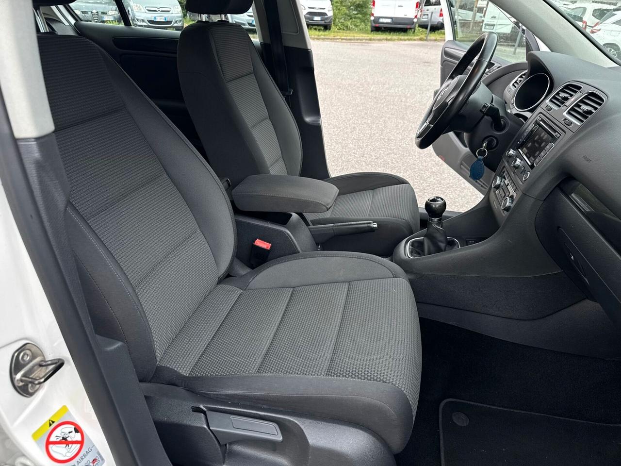 VOLKSWAGEN GOLF 1.6cc 105CV TDI NEOPATENTATI