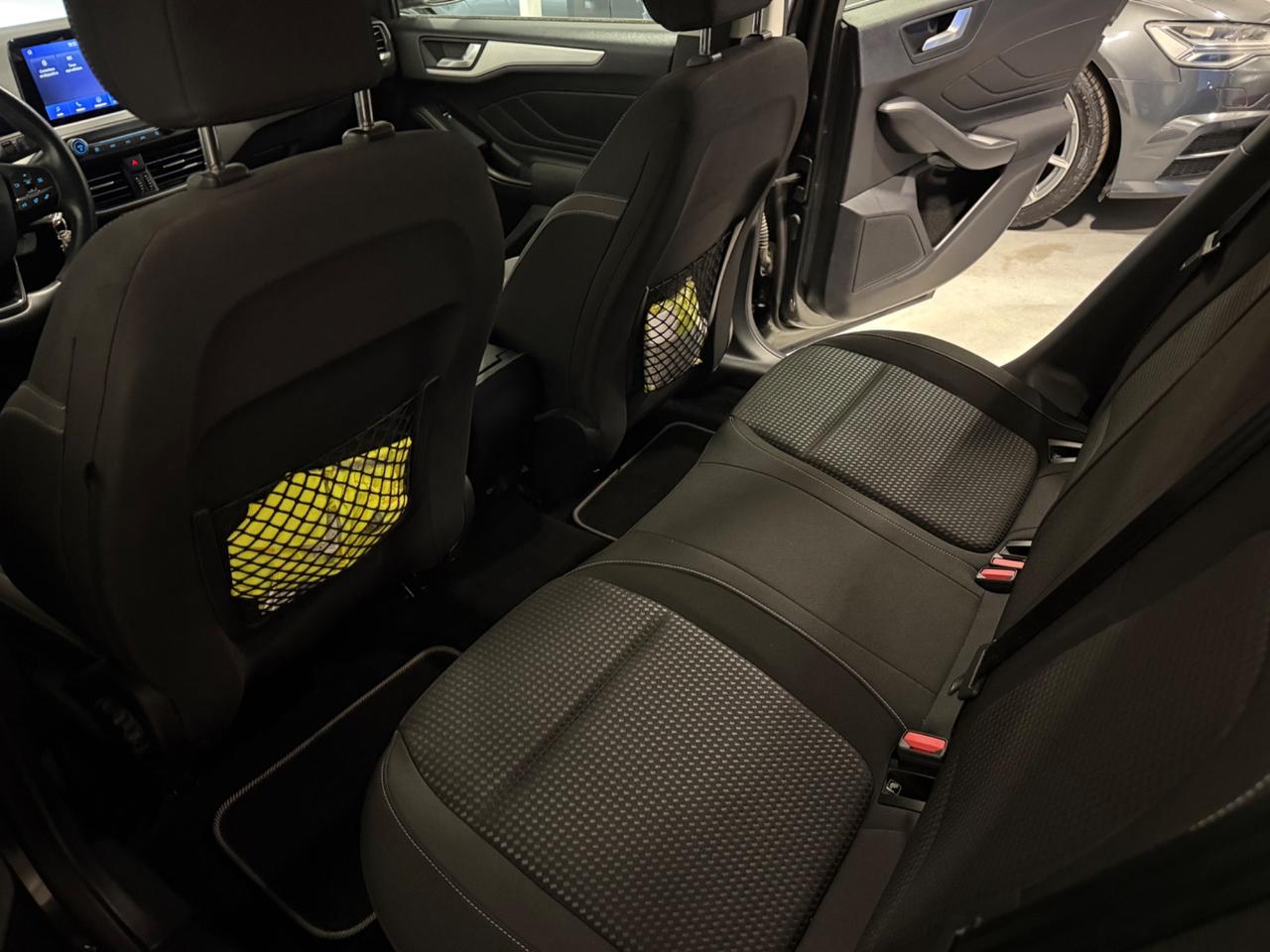 Ford Focus 1.5 Diesel 120 CV aut Berlina Titanium