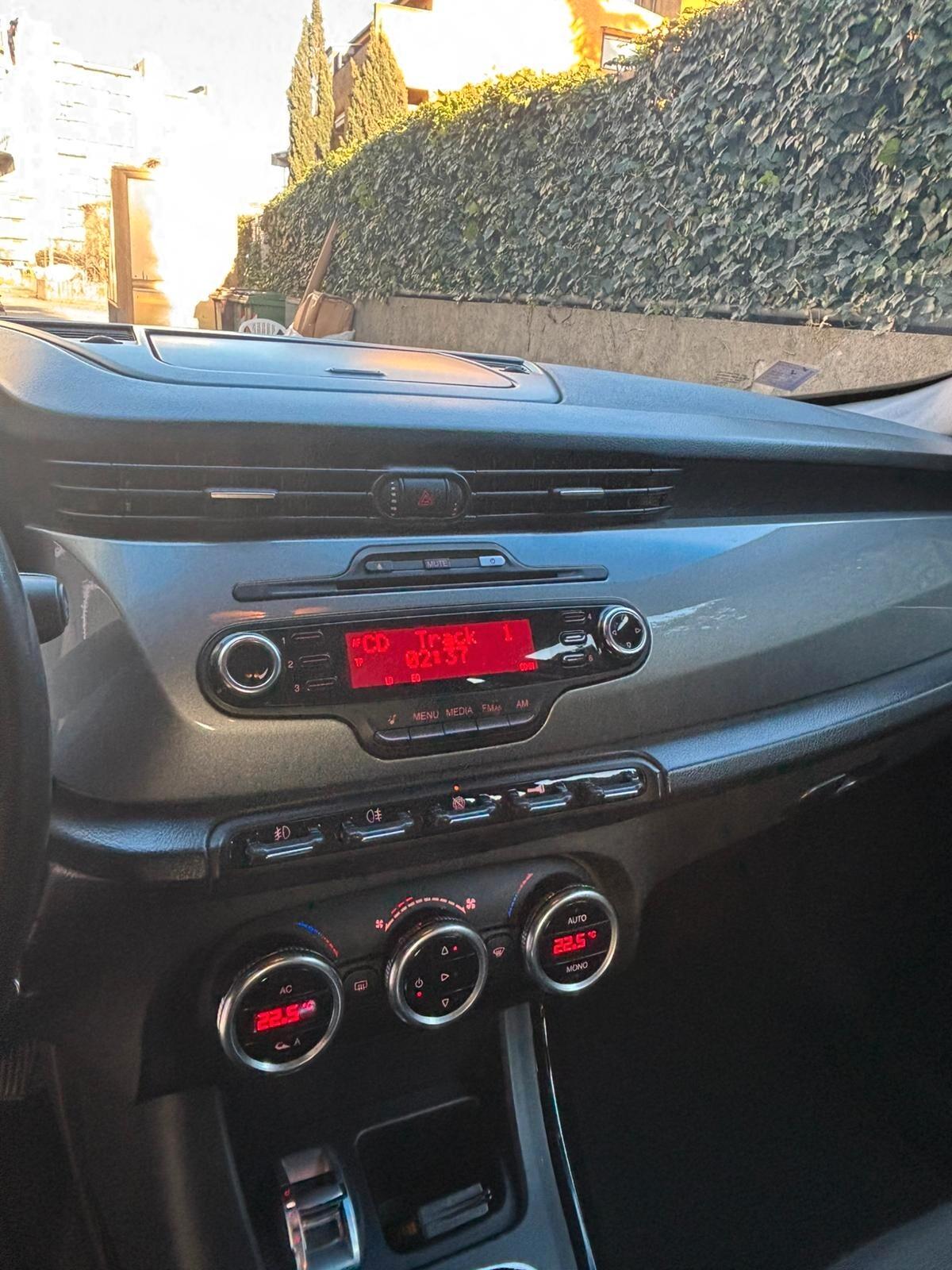 Alfa Romeo Giulietta 1.6 JTDm-2 105 CV Exclusive