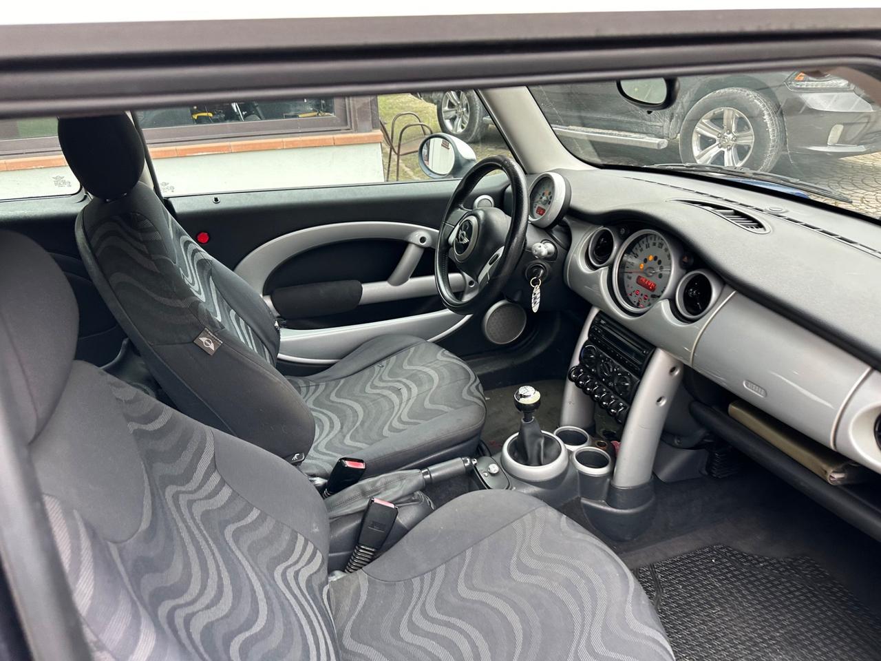 Mini 1.4 tdi One D IDONEA PER NEOPATENTATI