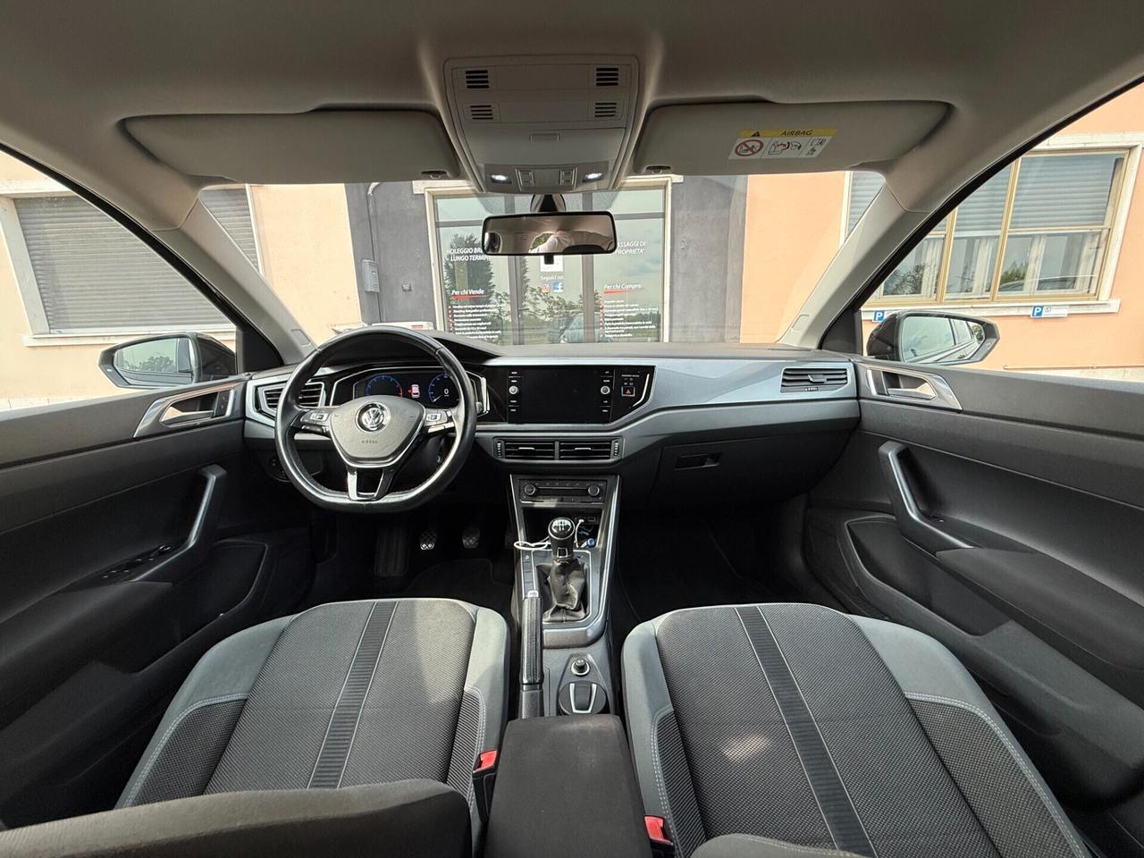 Volkswagen Polo 1.0 TSI 5p. R LINE