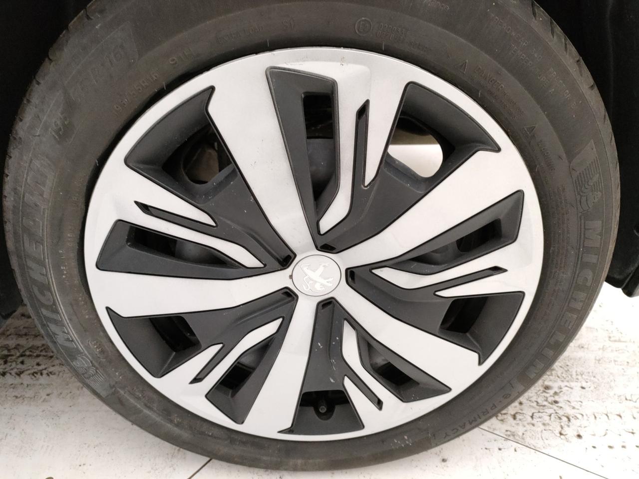 PEUGEOT 208 II 2019 - 208 1.2 puretech Active Pack s&s 75cv