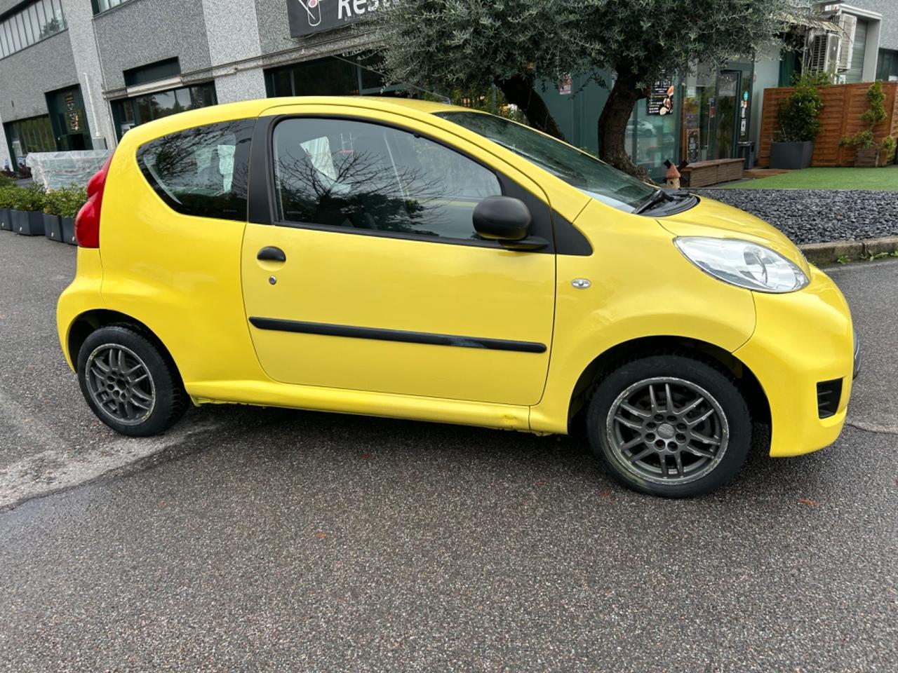 Peugeot 107 1.0 68CV 3p. Desir