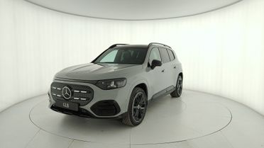 Mercedes-Benz GLB 250+ con tecnologia EQ