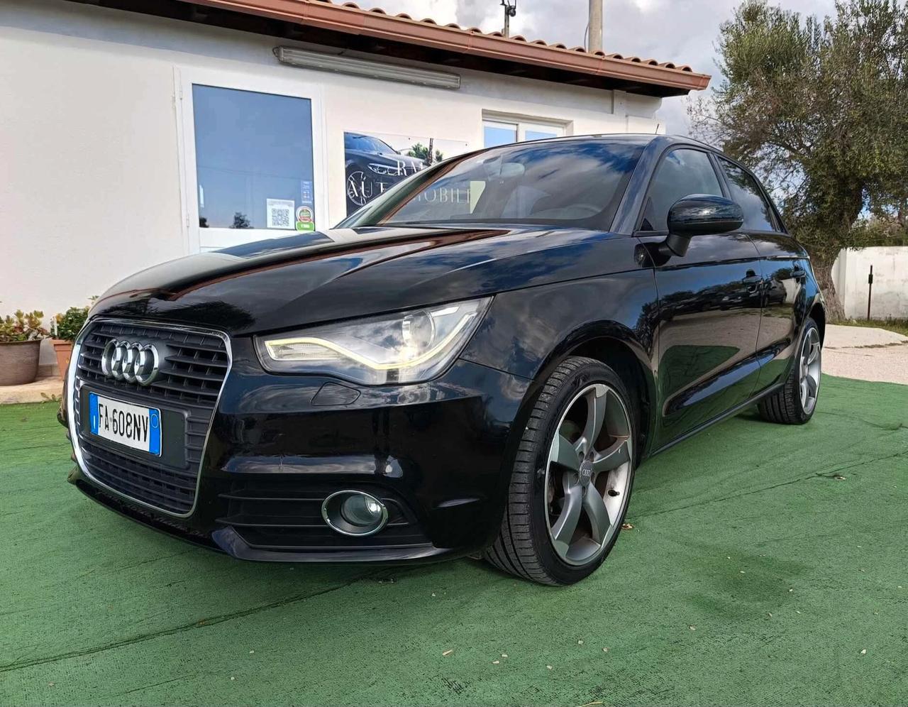 Audi A1 1.6 TDI Ambition - 2014