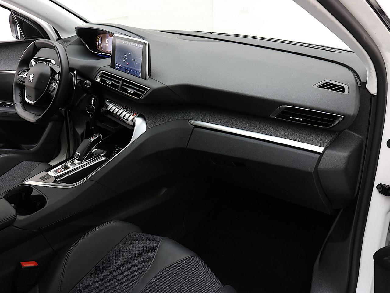 Peugeot 3008 1.5 BlueHDi EAT8 Allure TETTO APRIBIL