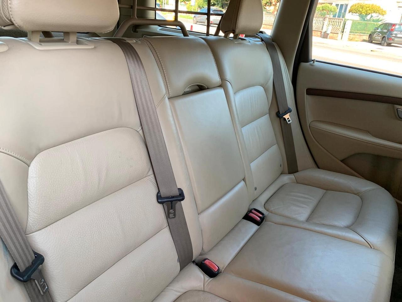 Volvo XC 70 D5 AWD 4x4 Full Optional