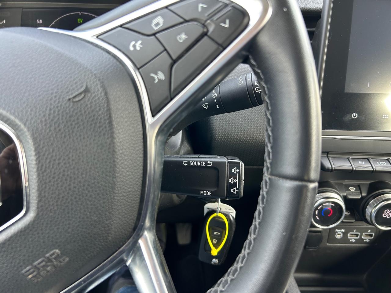 Renault Clio Full Hybrid E-Tech 140 CV 5 porte Intens