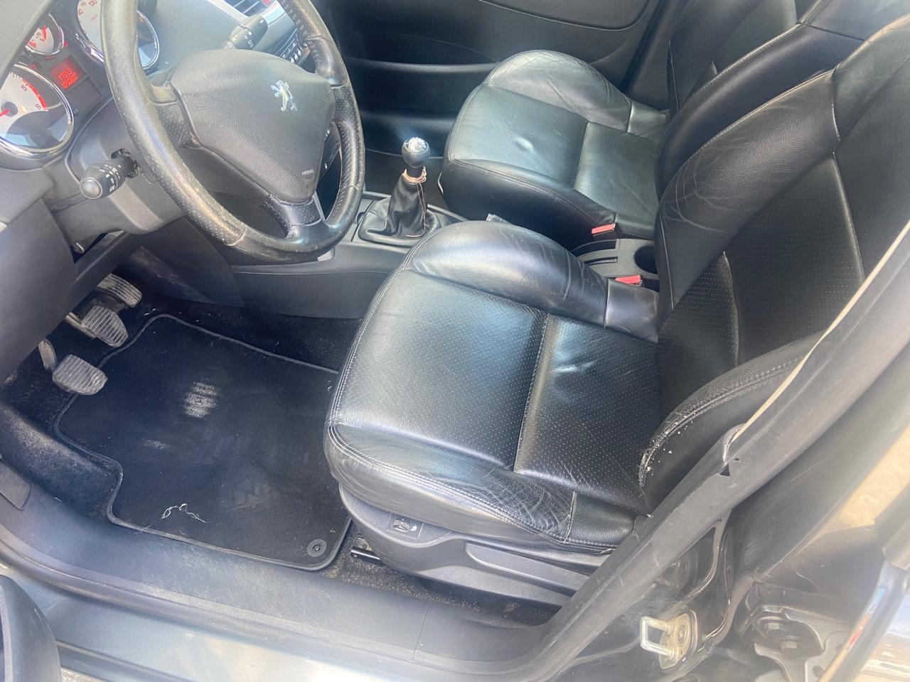 Peugeot 207 1.6 HDi 110CV 5p. XS