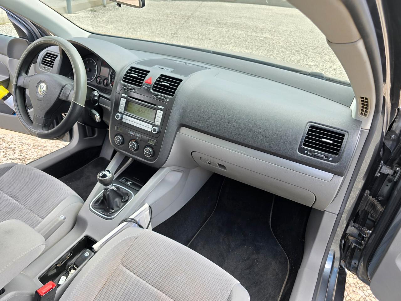 Volkswagen Golf Var. 1.6 Trendline BiFuel GPL