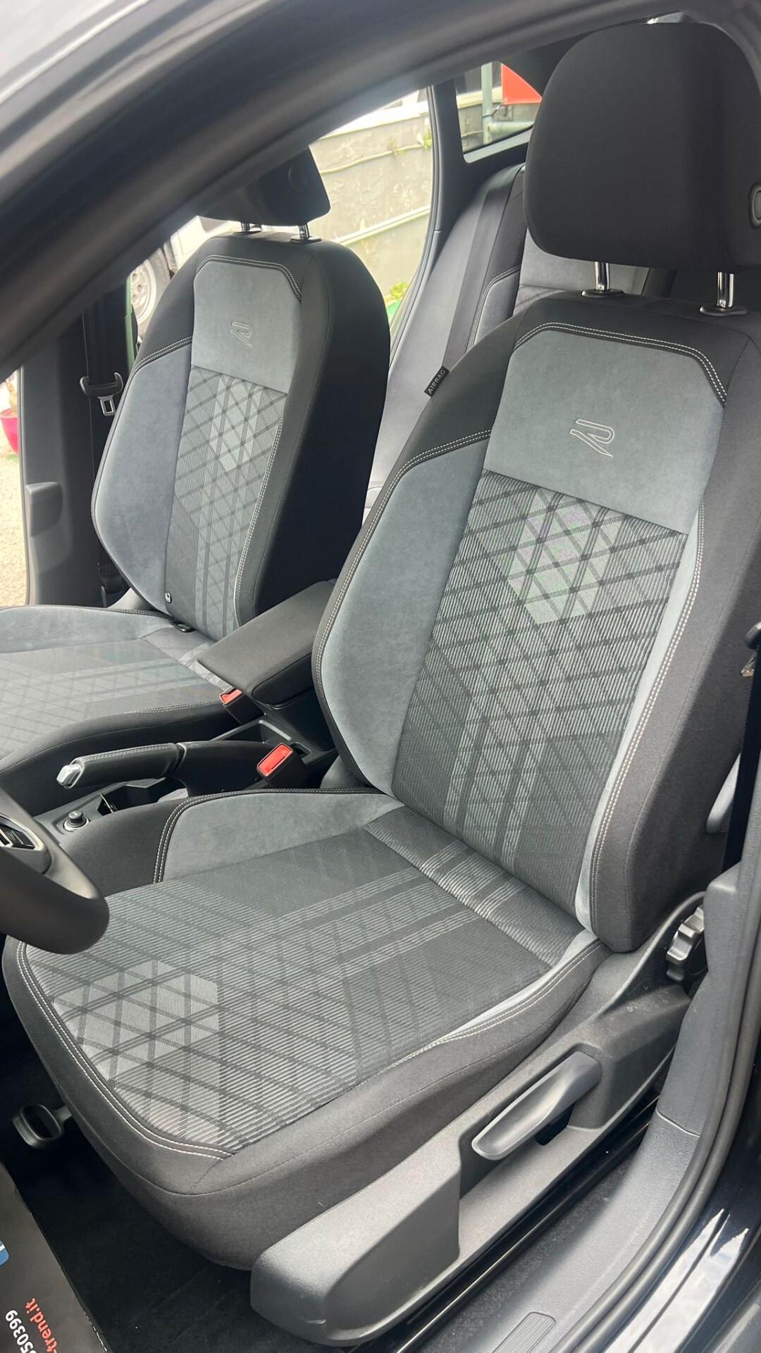 Volkswagen Taigo 1.0 TSI 115 CV R-Line Plus