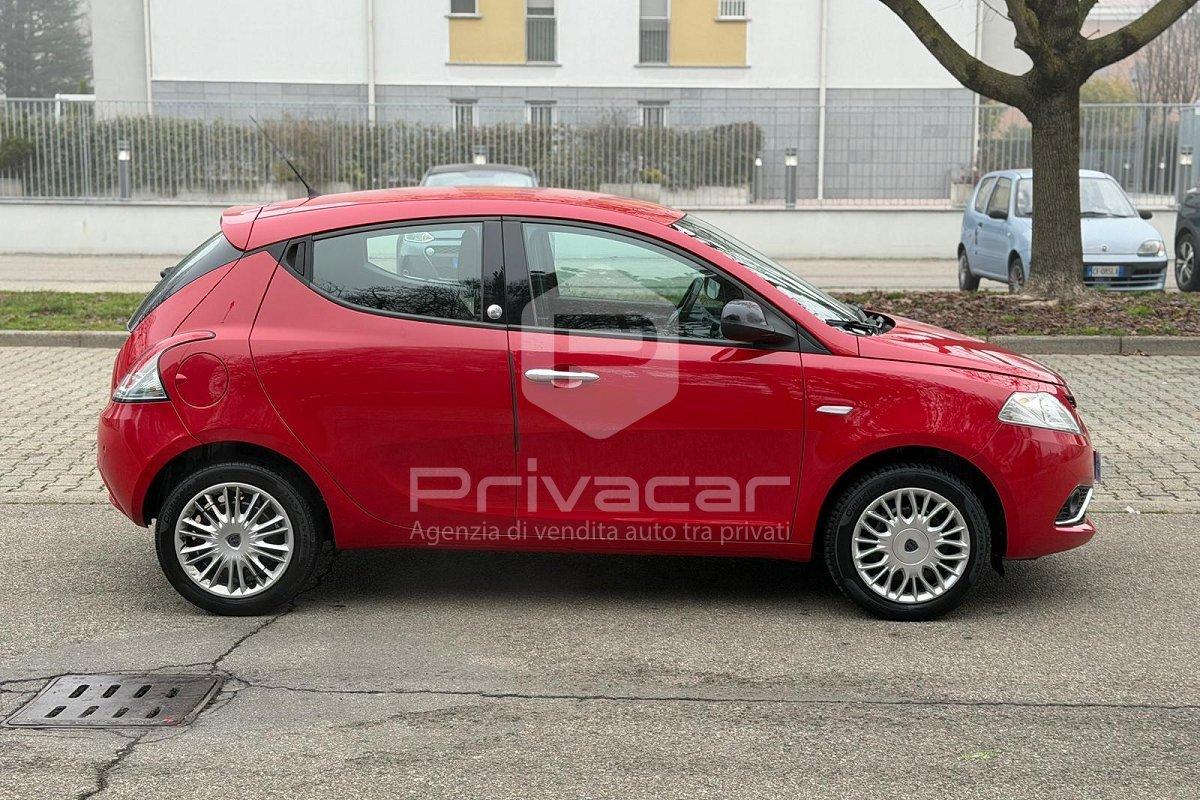 LANCIA Ypsilon 1.2 69 CV 5 porte GPL Ecochic Gold