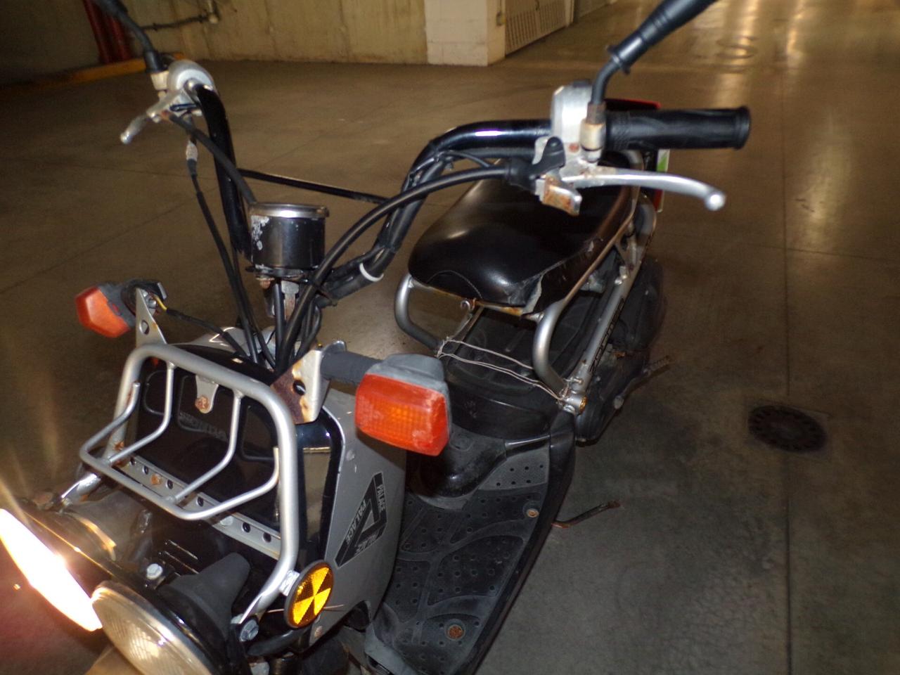 SCOOTER HONDA ZOOMER 50 4T DEL 2005 57.200 KM MOTORE SOSTITUITO NEL 2023