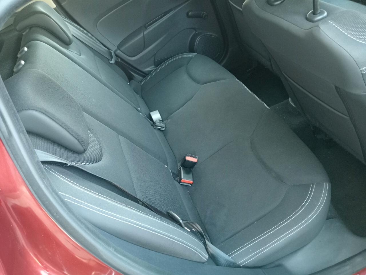 Renault Clio 1.2 75CV 5 porte Zen