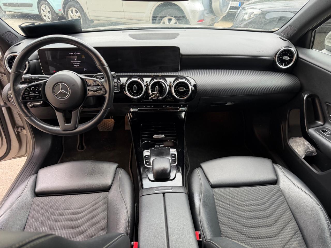 Mercedes-benz A 180 d Automatic Premium ok neopatentato