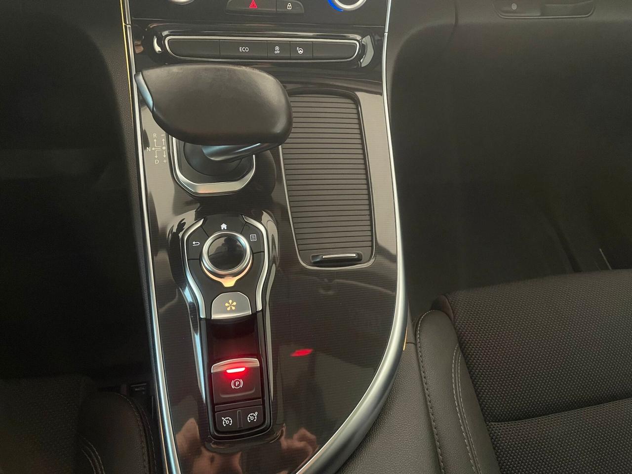 Renault Espace dCi 160CV EDC Energy Initiale Paris 4Control