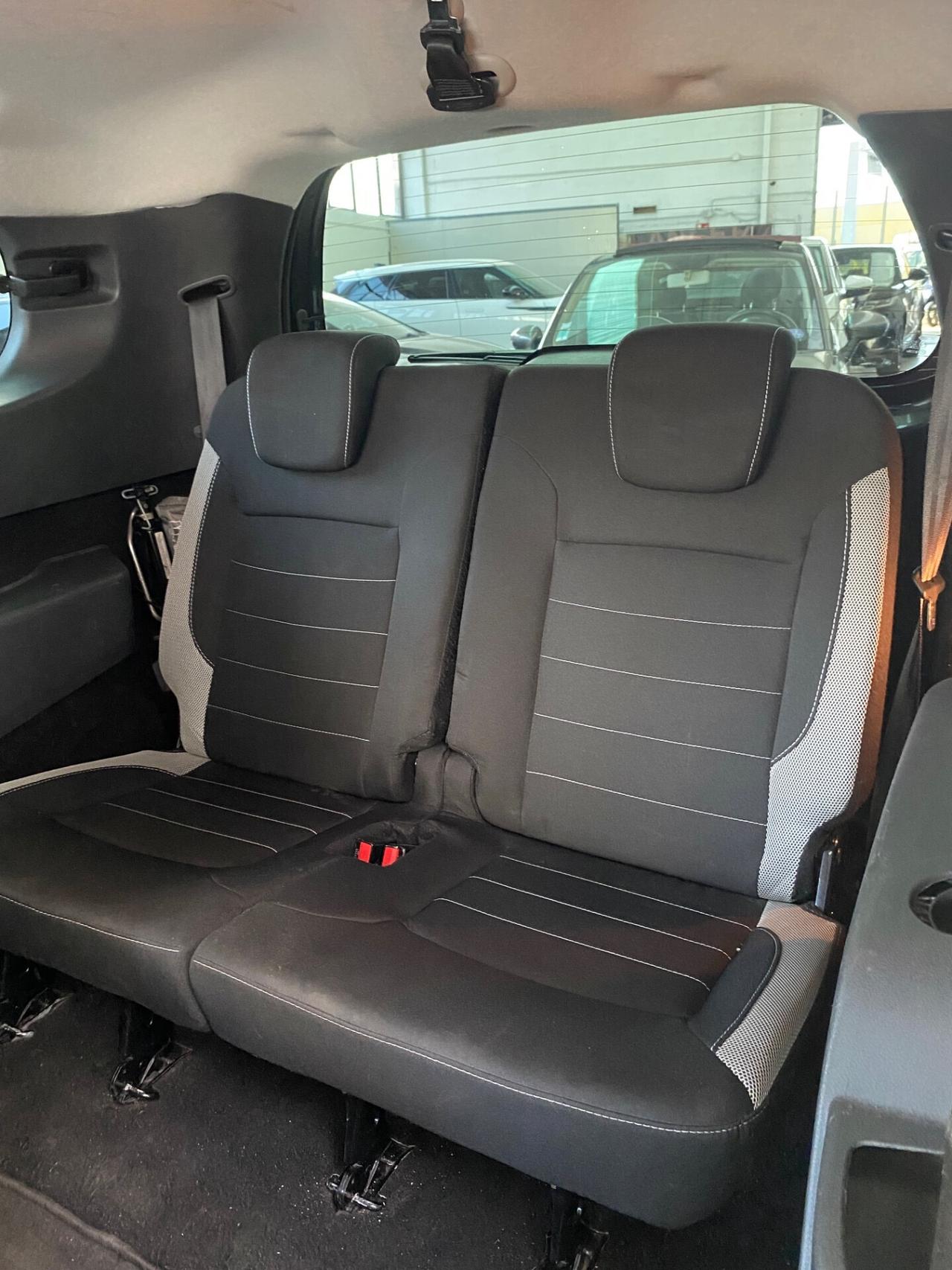 Dacia Lodgy 1.6 7 posti