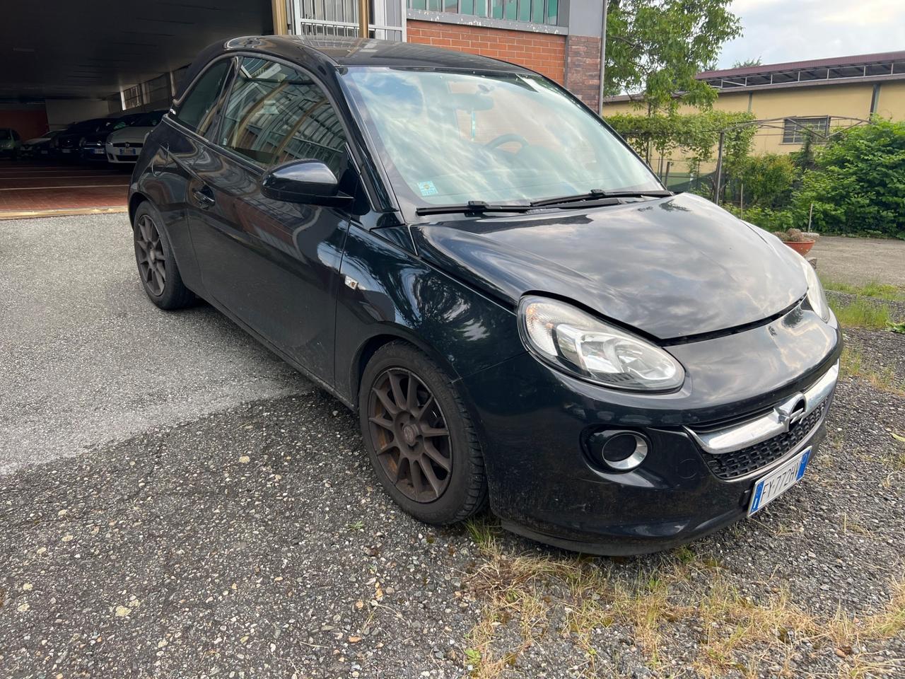 Opel Adam 1.2 70 CV Glam