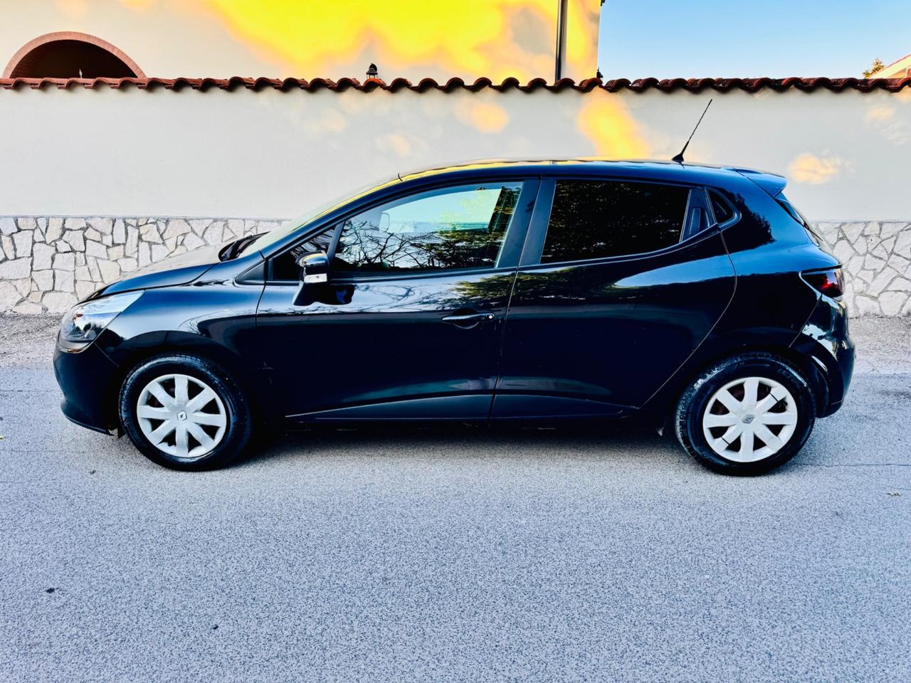 Renault Clio 1.2 75CV 5 porte unico proprietario