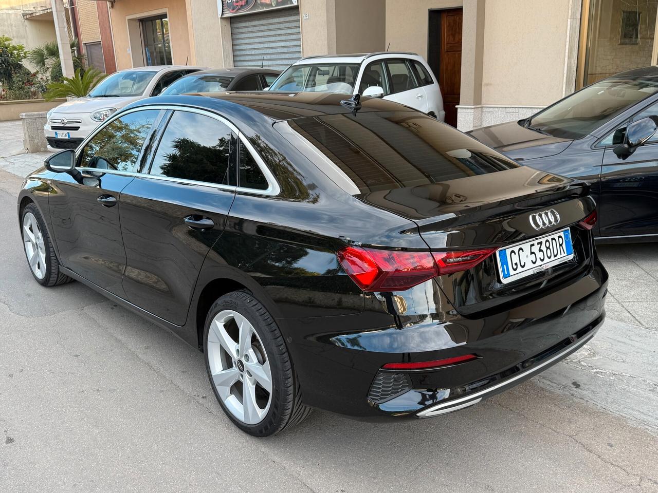 Audi A3 Sedan 35 TDI S tronic line edition